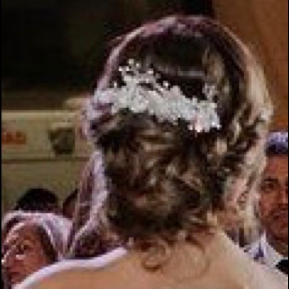 Bridal hairpiece